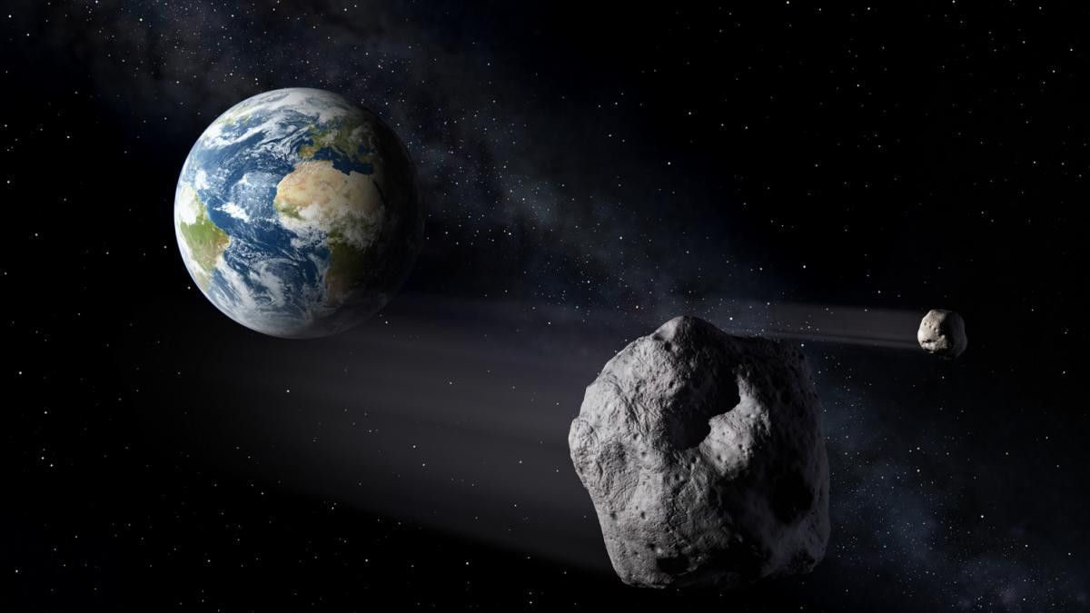 There's a Giant Asteroid Crossing the Earth This Weekend