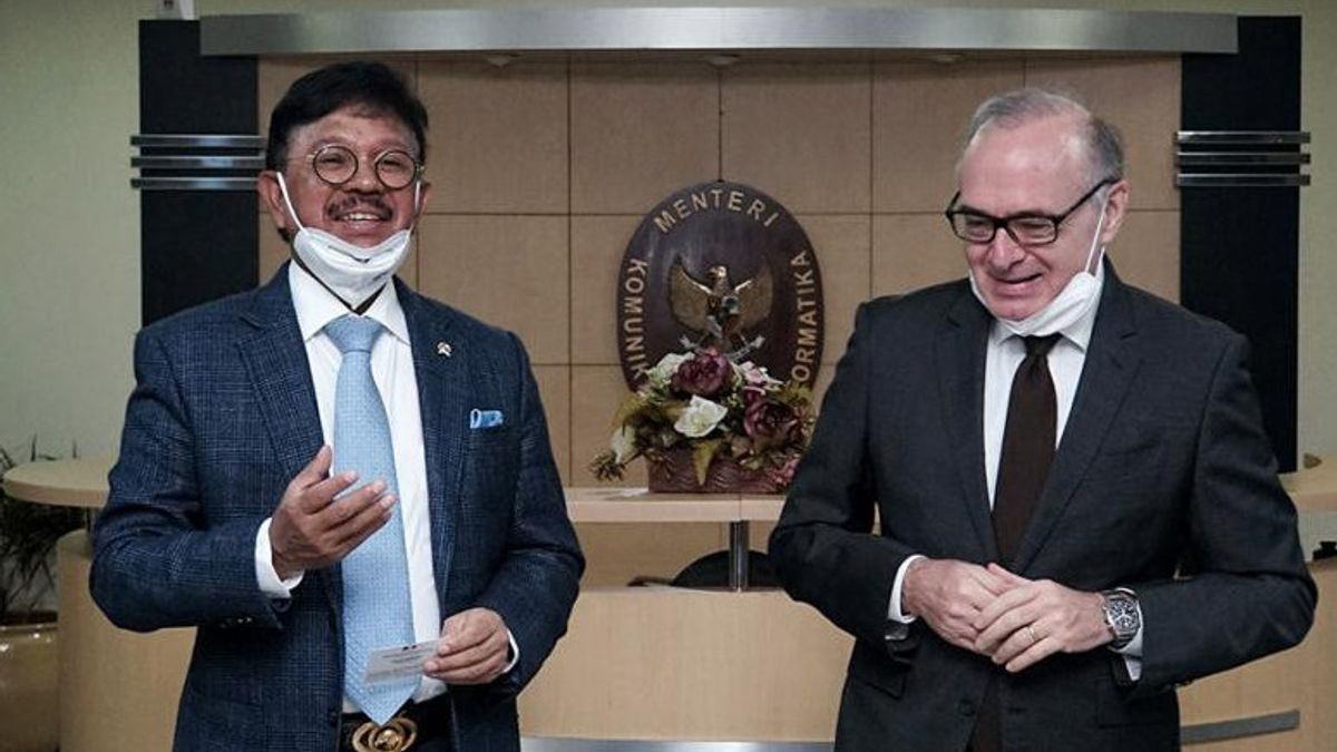 The French Government will Support the Construction of Indonesian Data Centers